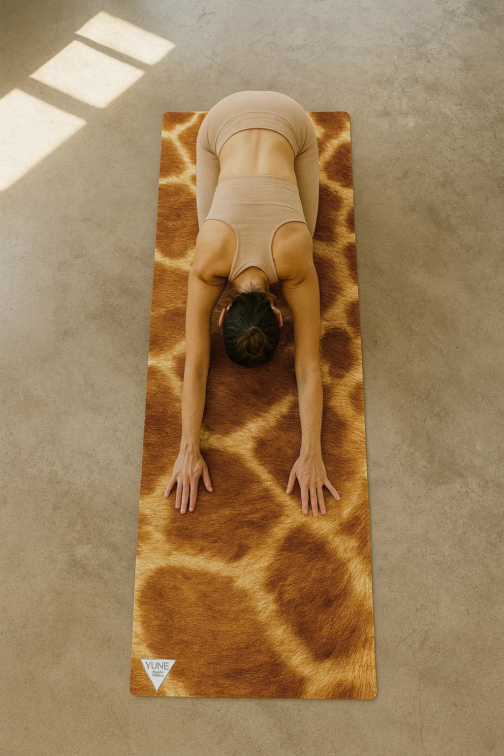 Giraffe Yogamatta – högre perspektiv, jordnära design